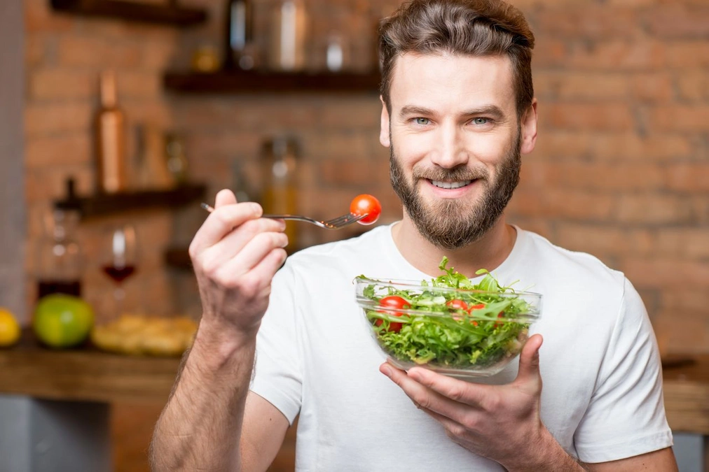حفظ رژیم غذایی مغذی از اقدامات قبل از بارداری برای آقایان