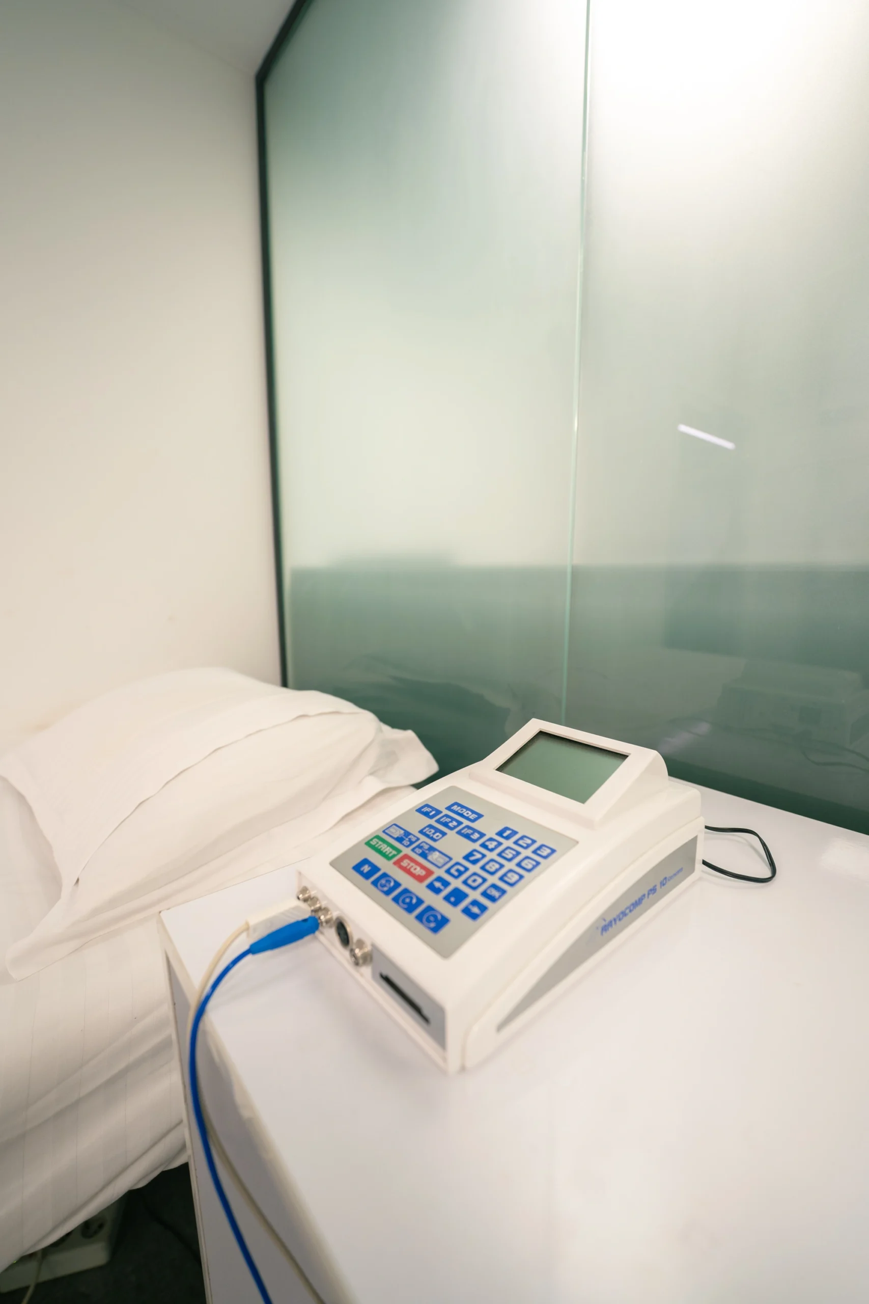 چکاپ سالمندان با دستگاه BIT