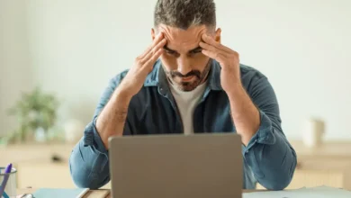 استرس و کورتیزول : چگونه سطوح کورتیزول و مه‌مغزی (Brain Fog) را با تغذیه کنترل کنیم؟